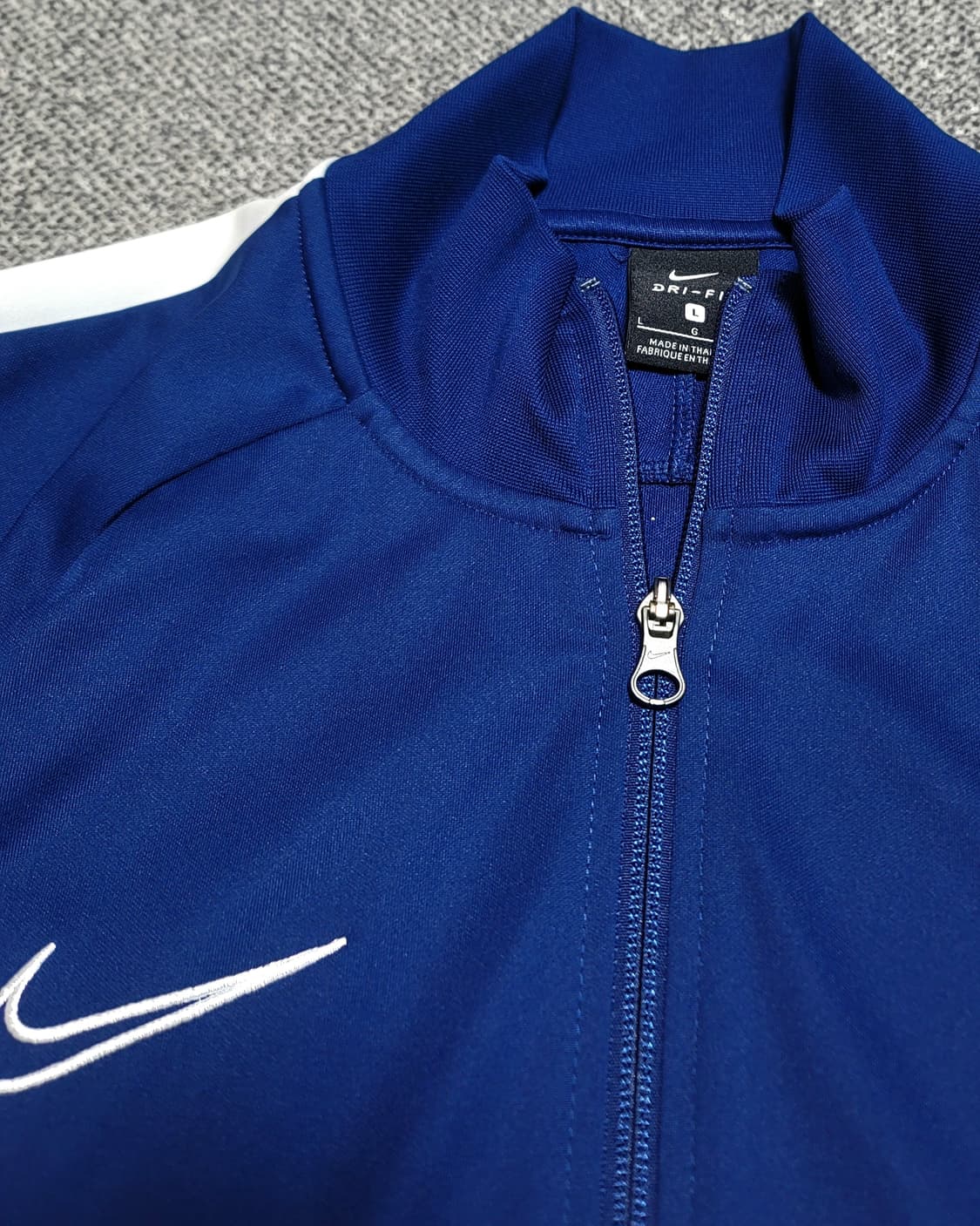 나이키 드라이핏 트레이닝 자켓 L사이즈 상품이미지3