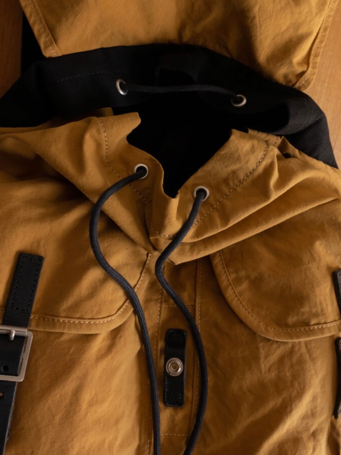 MHL 마가렛호웰 매트 럭색/백팩 (카멜&블랙) 상품이미지7