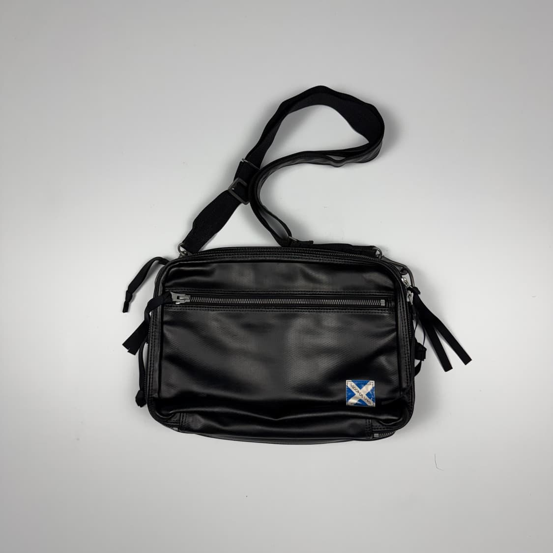 요시다포터 러기지라벨 뉴라이너 숄더백 블랙 상품이미지1
