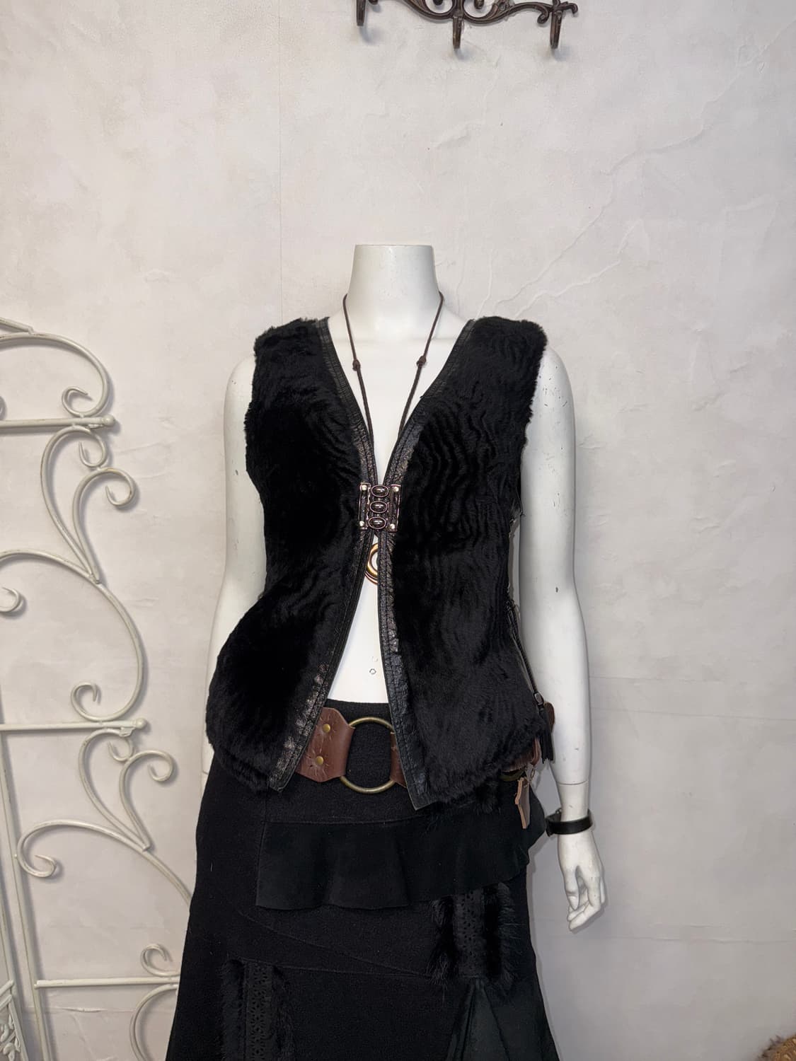 Jindo Klever lamb skin&fur laceup vest 상품이미지6