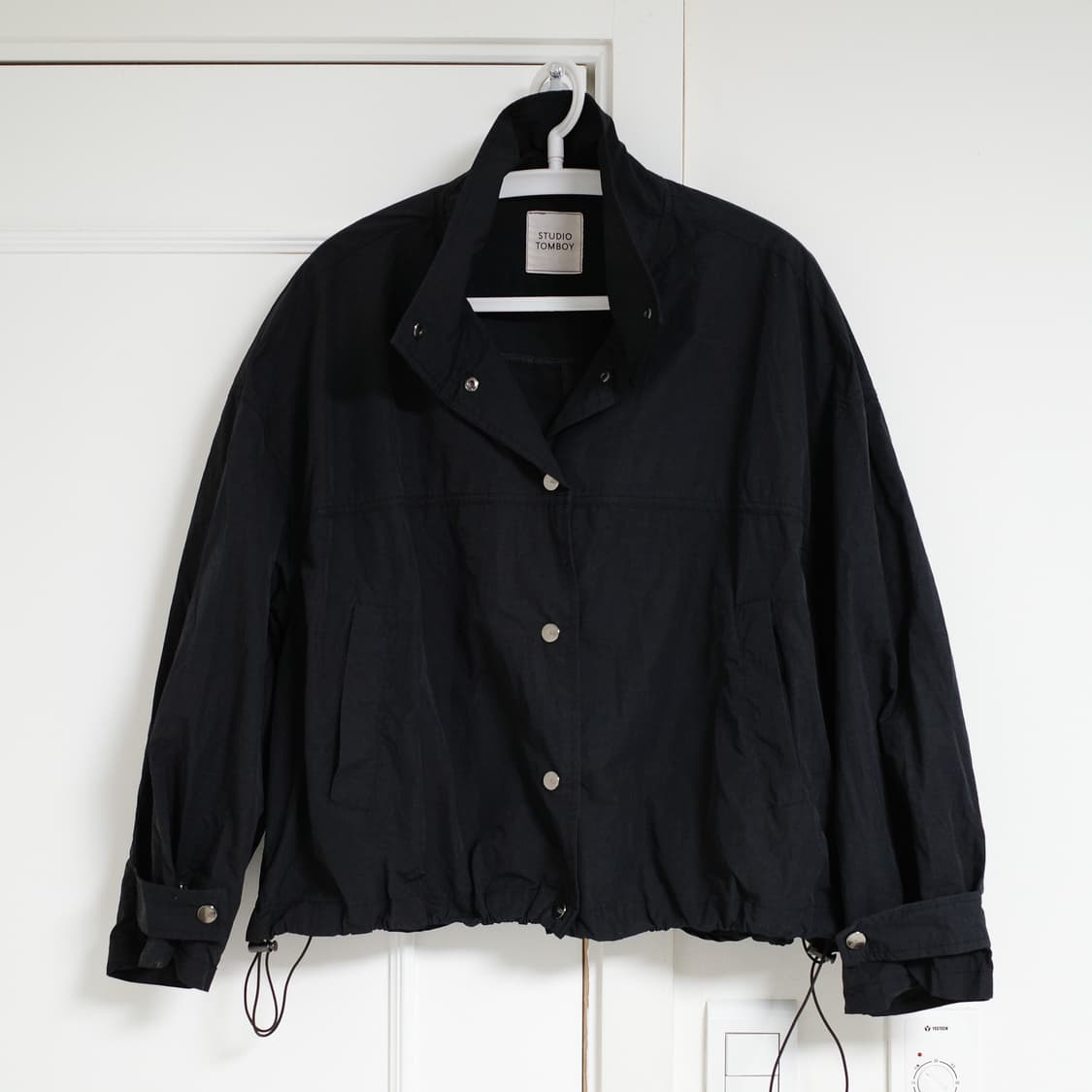 스튜디오 톰보이 바람막이 상품이미지1