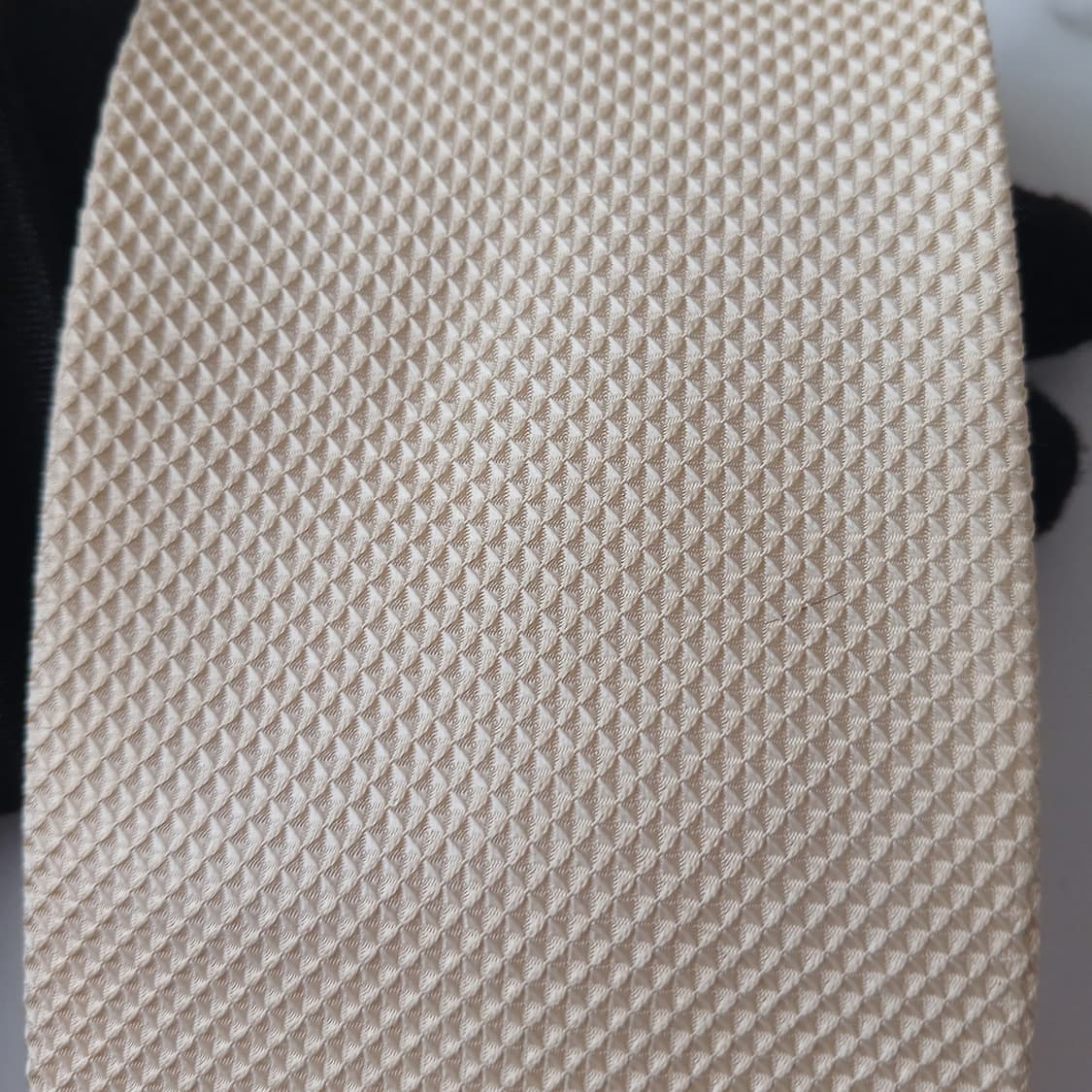 지안프랑코 페레 실크 텍스처 넥타이 8.5cm A+등급 A19684
 상품이미지7