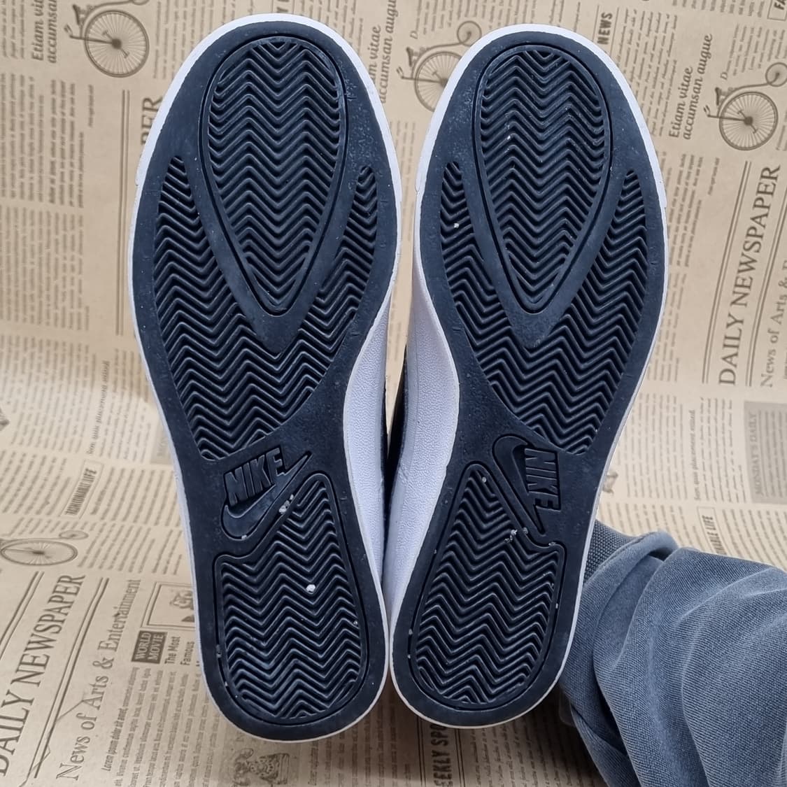 나이키 코트로얄 스니커즈250 상품이미지3