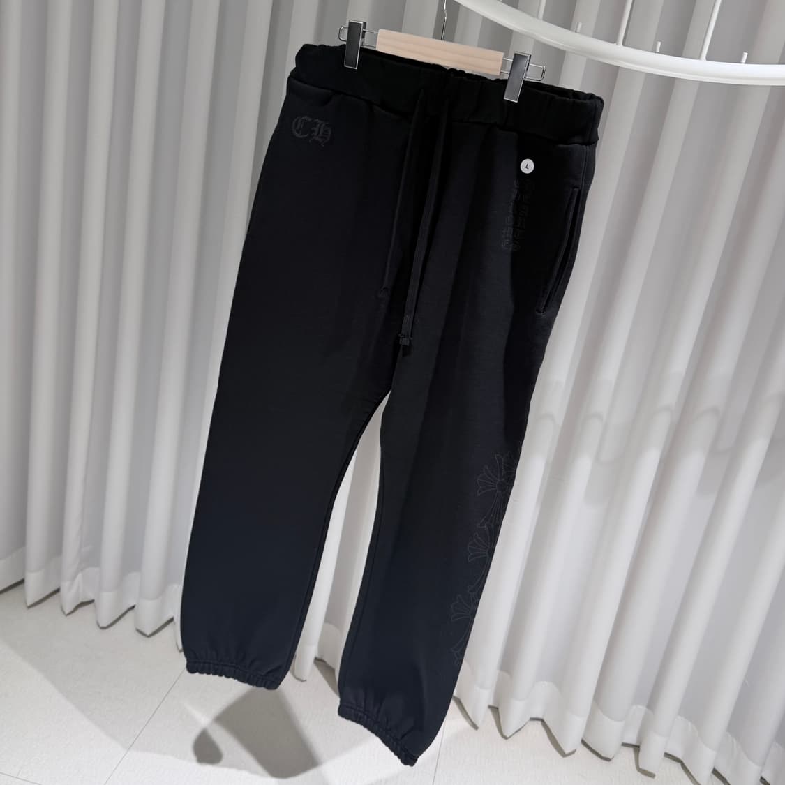 (S/L) / 크롬하츠 마이애미 한정판 버티컬 로고 스웻 조거 팬츠 상품이미지2