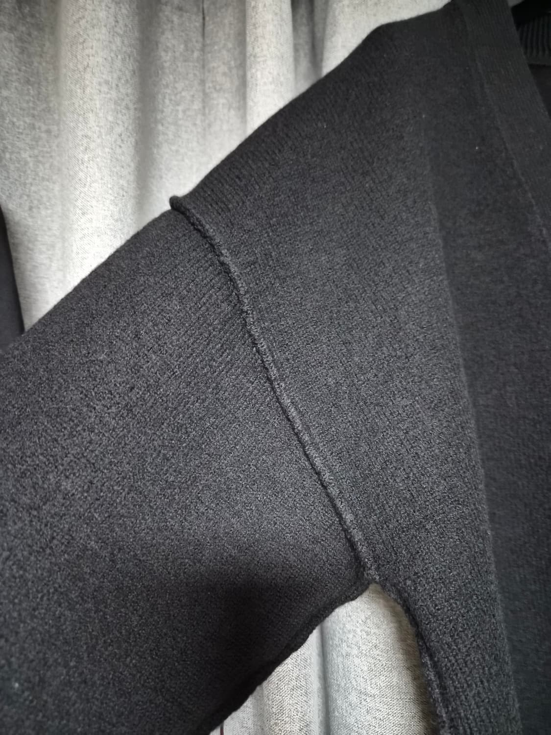 아미 23fw 인타르시아 빅하트 가디건 팝니다 프라다 구찌 우영미  상품이미지4