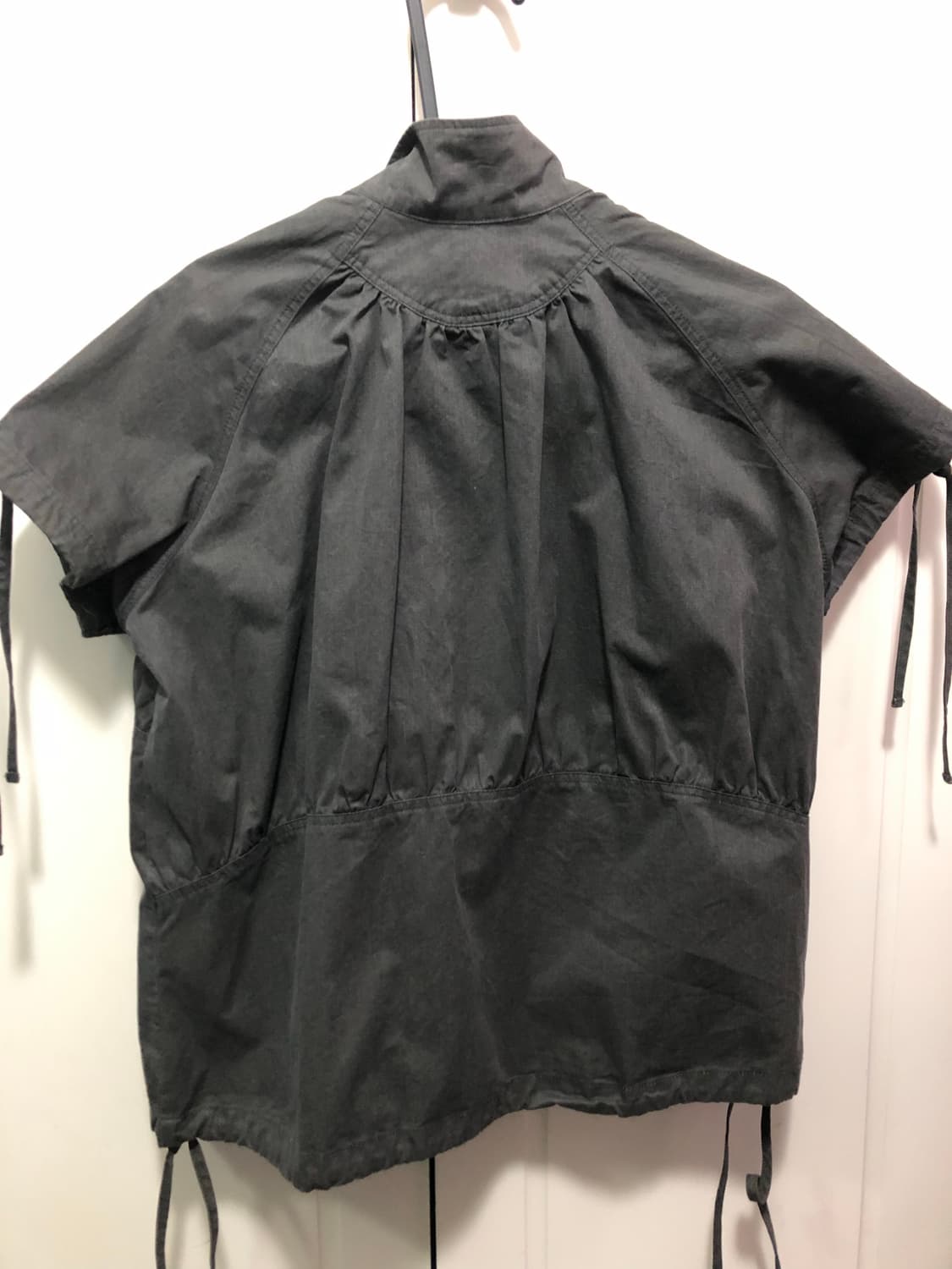 코이세이오 셔링 포켓 자켓 챠콜 상품이미지3