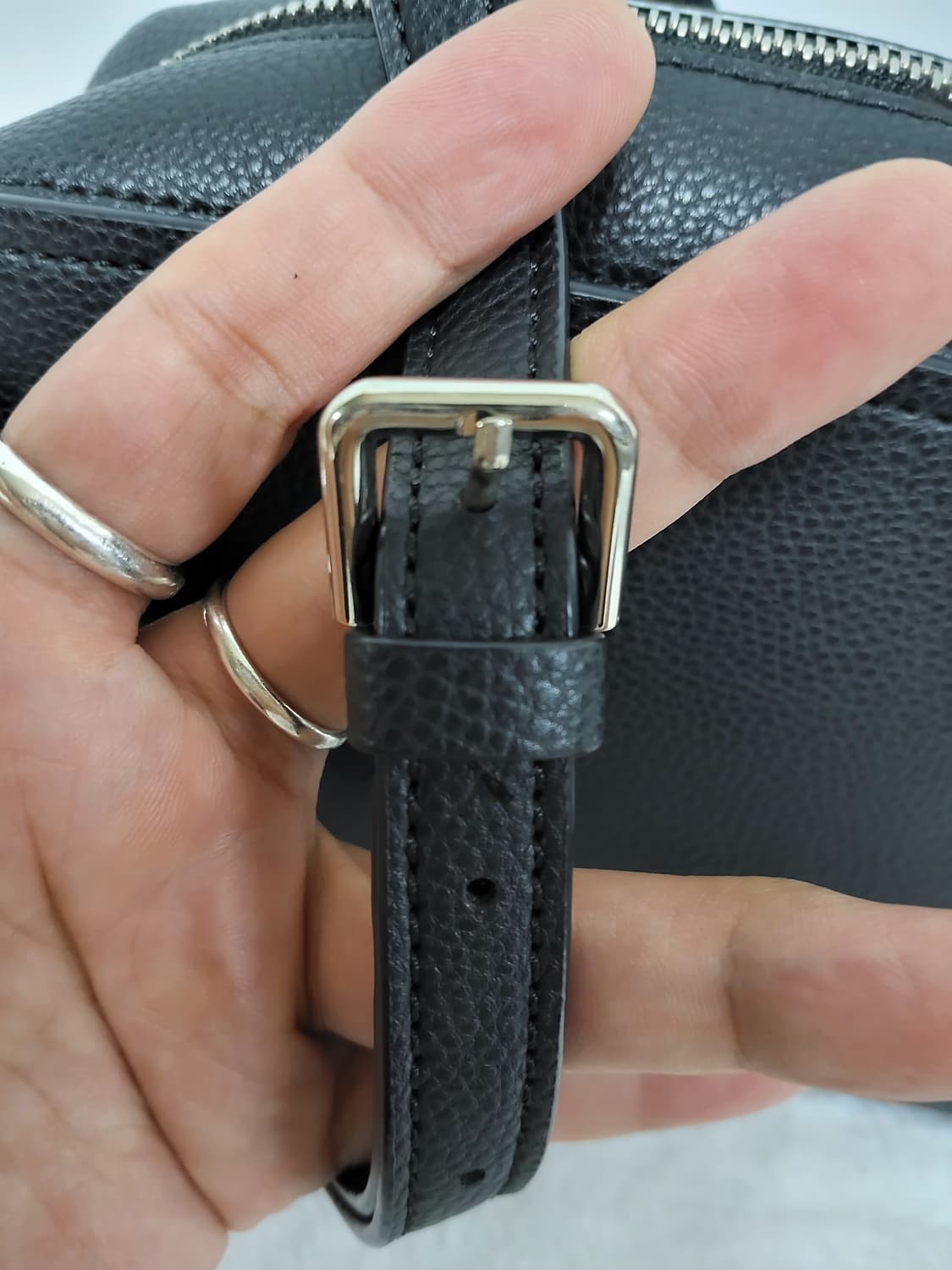 빈폴 블랙 크로스백 상품이미지8