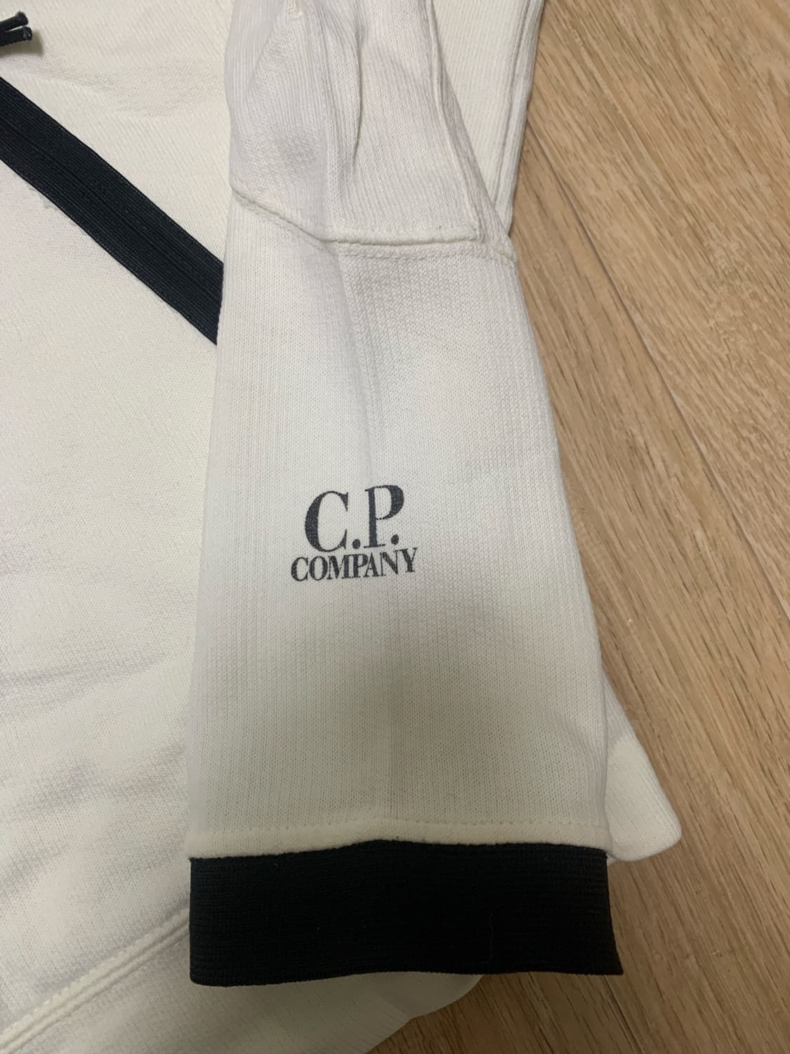 [M~L] CP컴퍼니 아이보리 집업 c.p company 상품이미지4