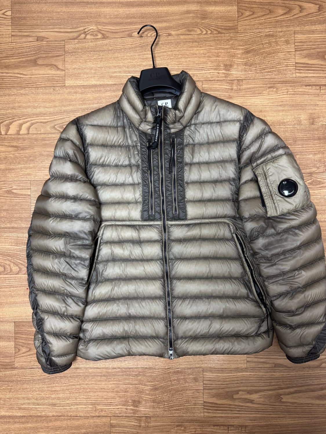 L cp컴퍼니 dd쉘 패딩 빈티지카키 상품이미지1