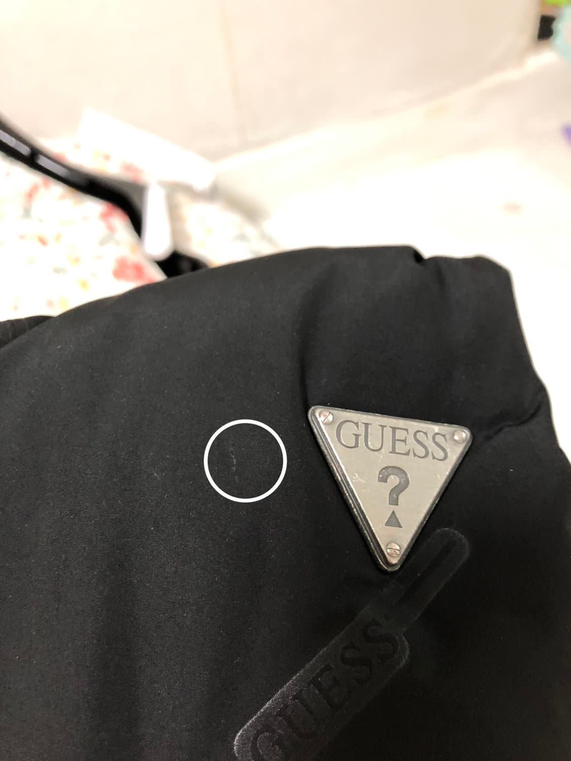 GUESS 게스 볼륨 후드 숏패딩 _ 블랙 105, XL 상품이미지10
