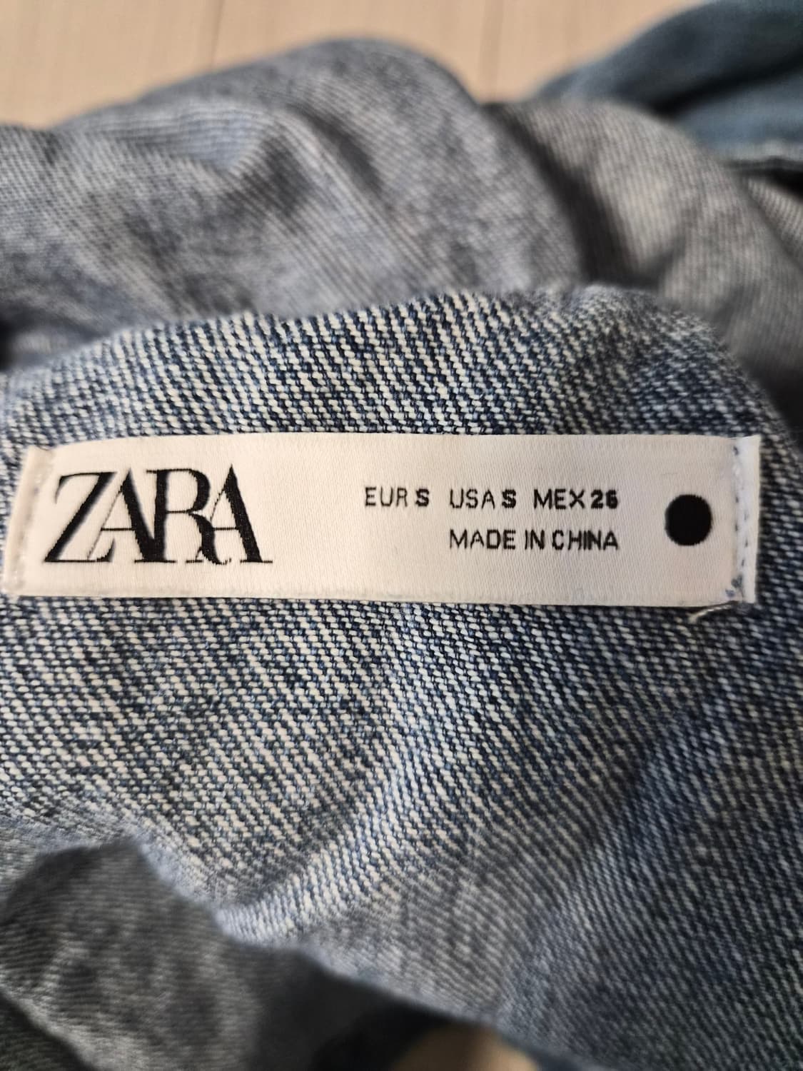 [ZARA] 자라 벌룬 소매 데님 블라우스 (반전 뒷태 상품이미지6