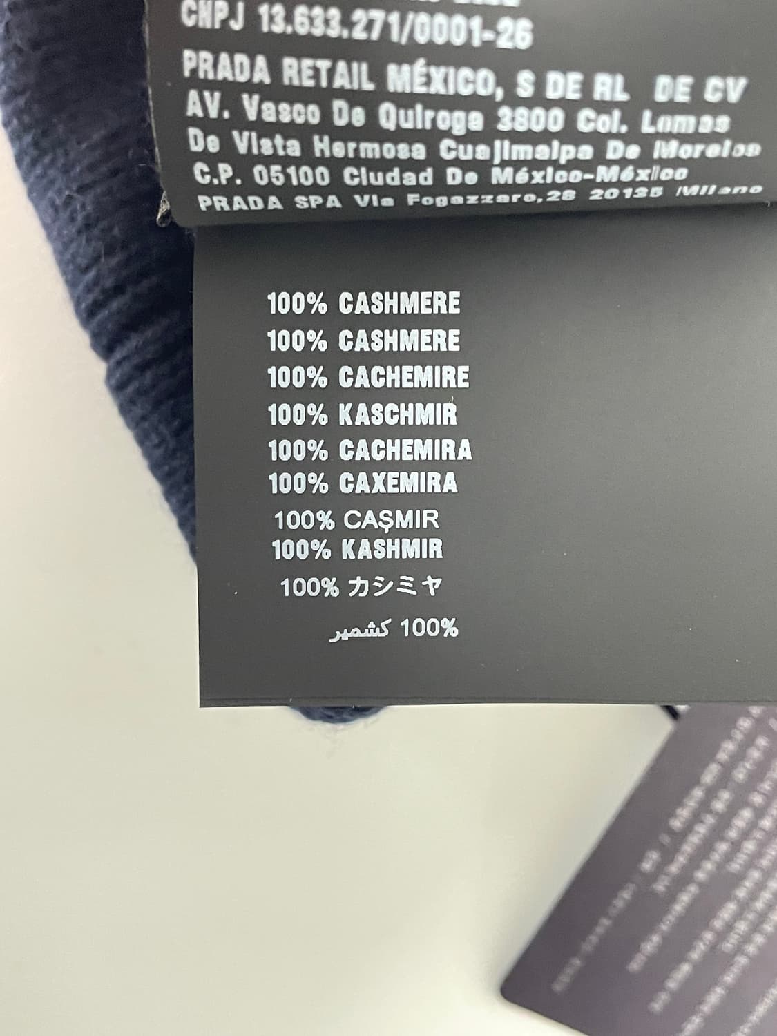 새상품 프라다 비니 캐시미어 100% 네이비 컬러 L 사이즈 상품이미지3