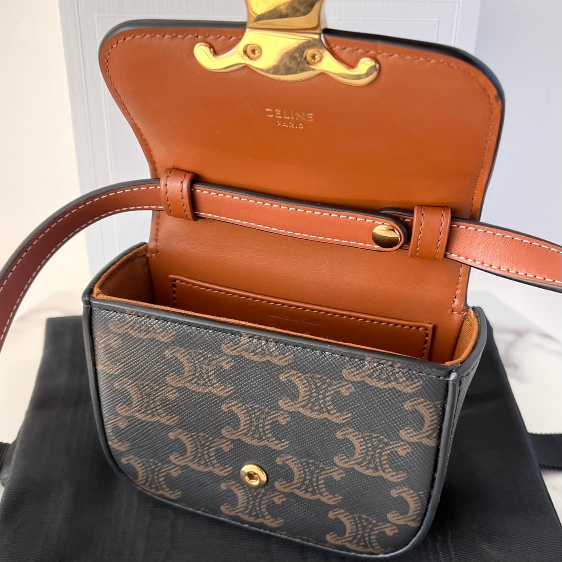 [S급/정품] 셀린느 미니 클로드 트리옹프 크로스백 가방 상품이미지6