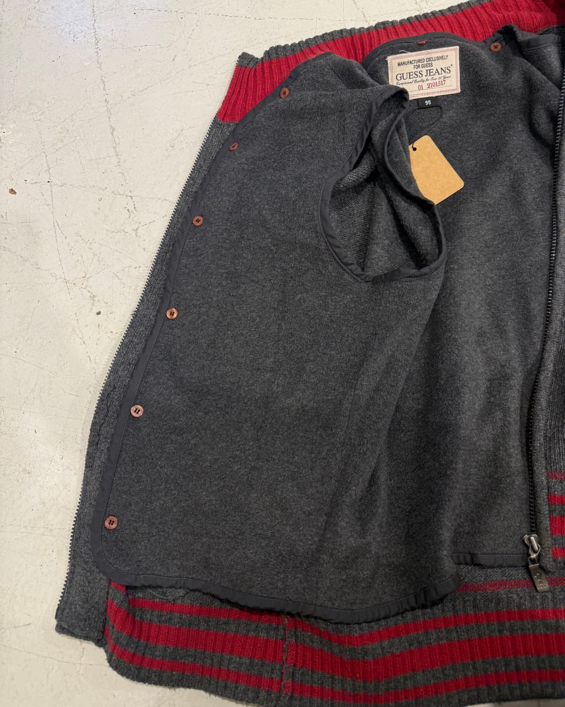 GUESS 90s 왕관 니트집업  상품이미지4