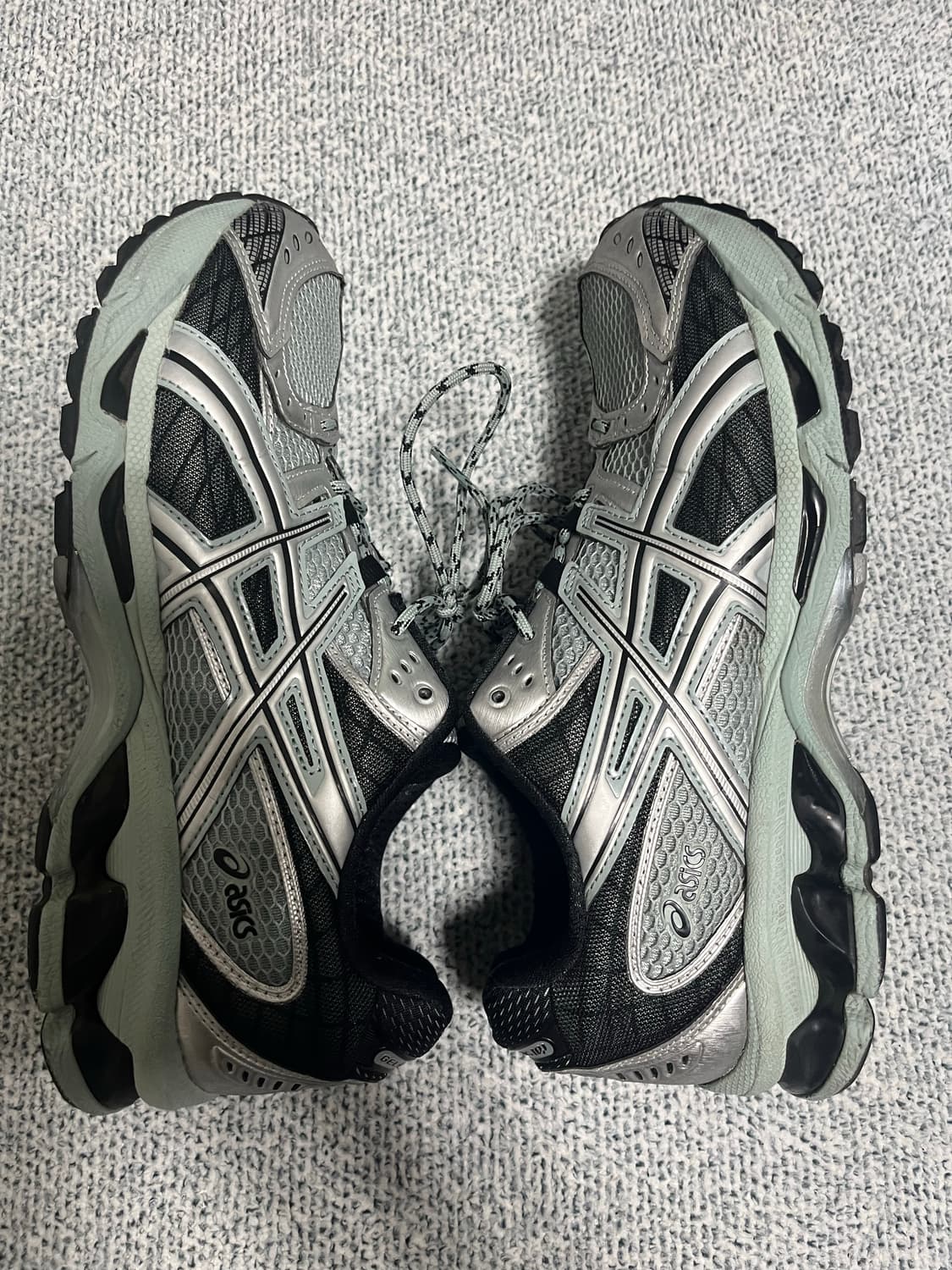 아식스 젤 님버스 10.1 퓨어 실버 270 사이즈 상품이미지4