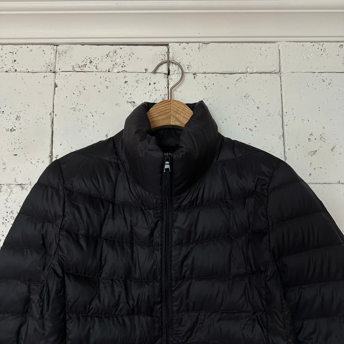 우먼S 유니클로 경량 패딩 블랙 상품이미지2