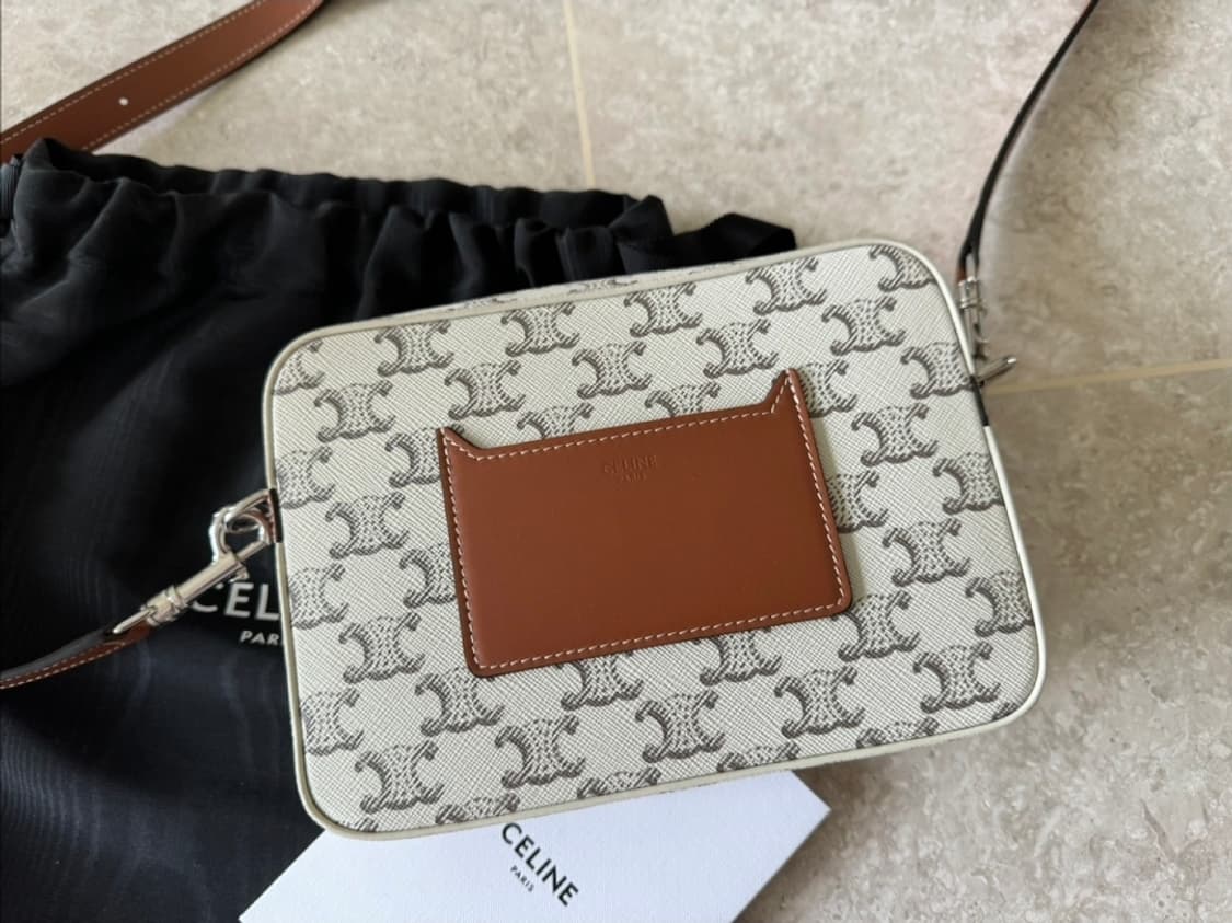 셀린느 트리오페 크로스백
 상품이미지3