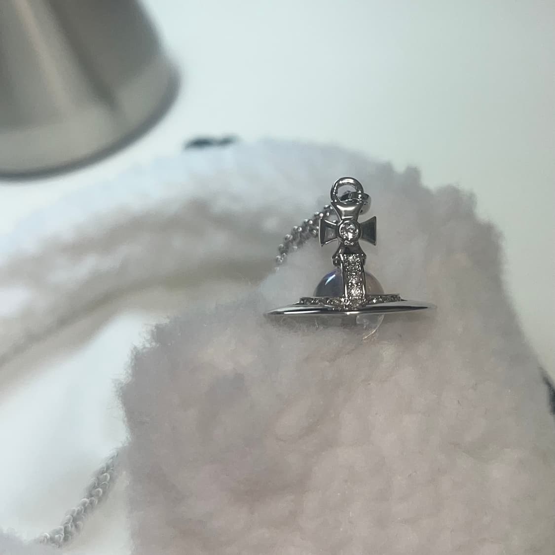 비비안웨스트우드 뉴 타이니 orb 목걸이 상품이미지3