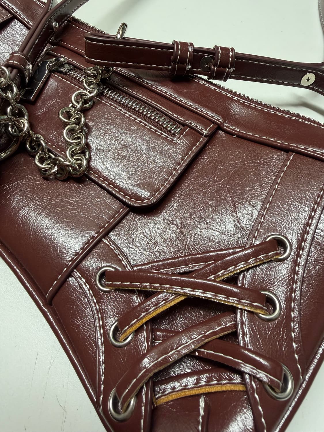 레이빔즈 버건디 숄더백 상품이미지1