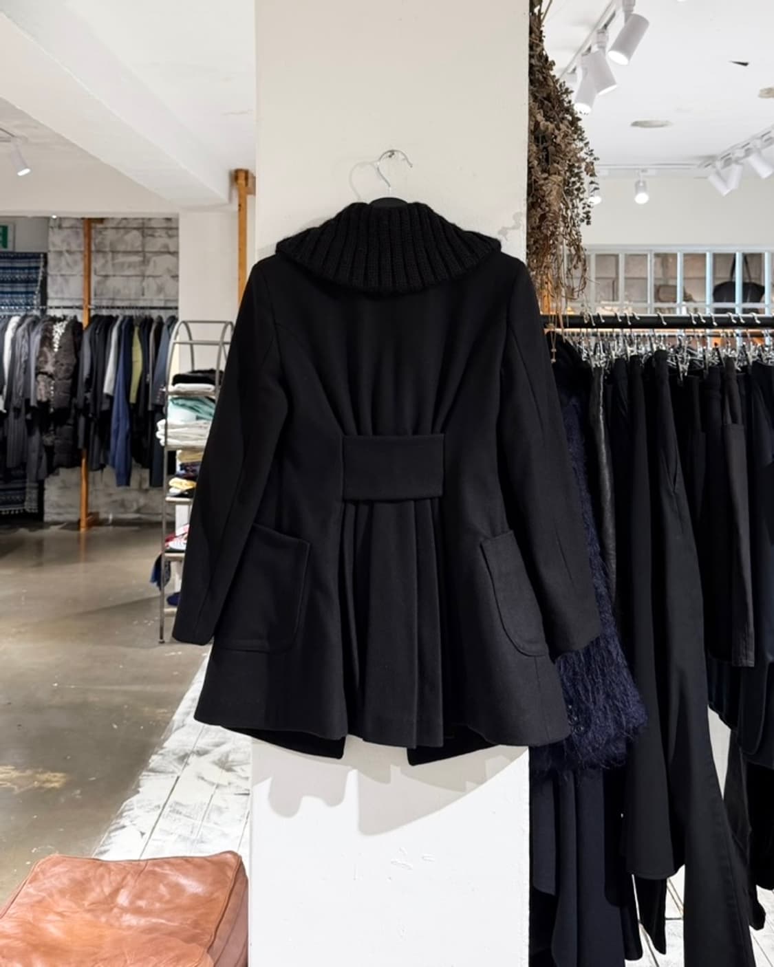 비비안 웨스트우드 블랙 앵글로매니아 울 코트 상품이미지7