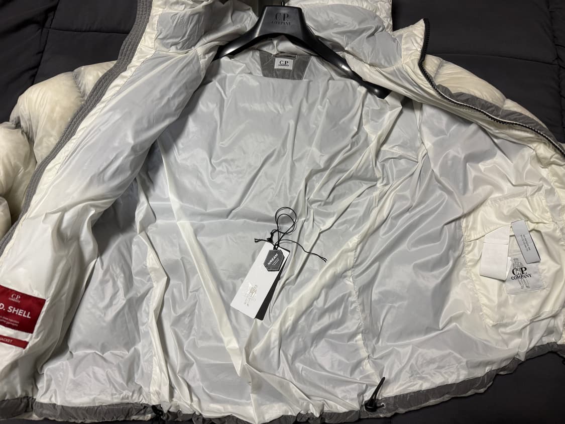[XL] CP컴퍼니 dd쉘 패딩 자켓 거즈 화이트 상품이미지3