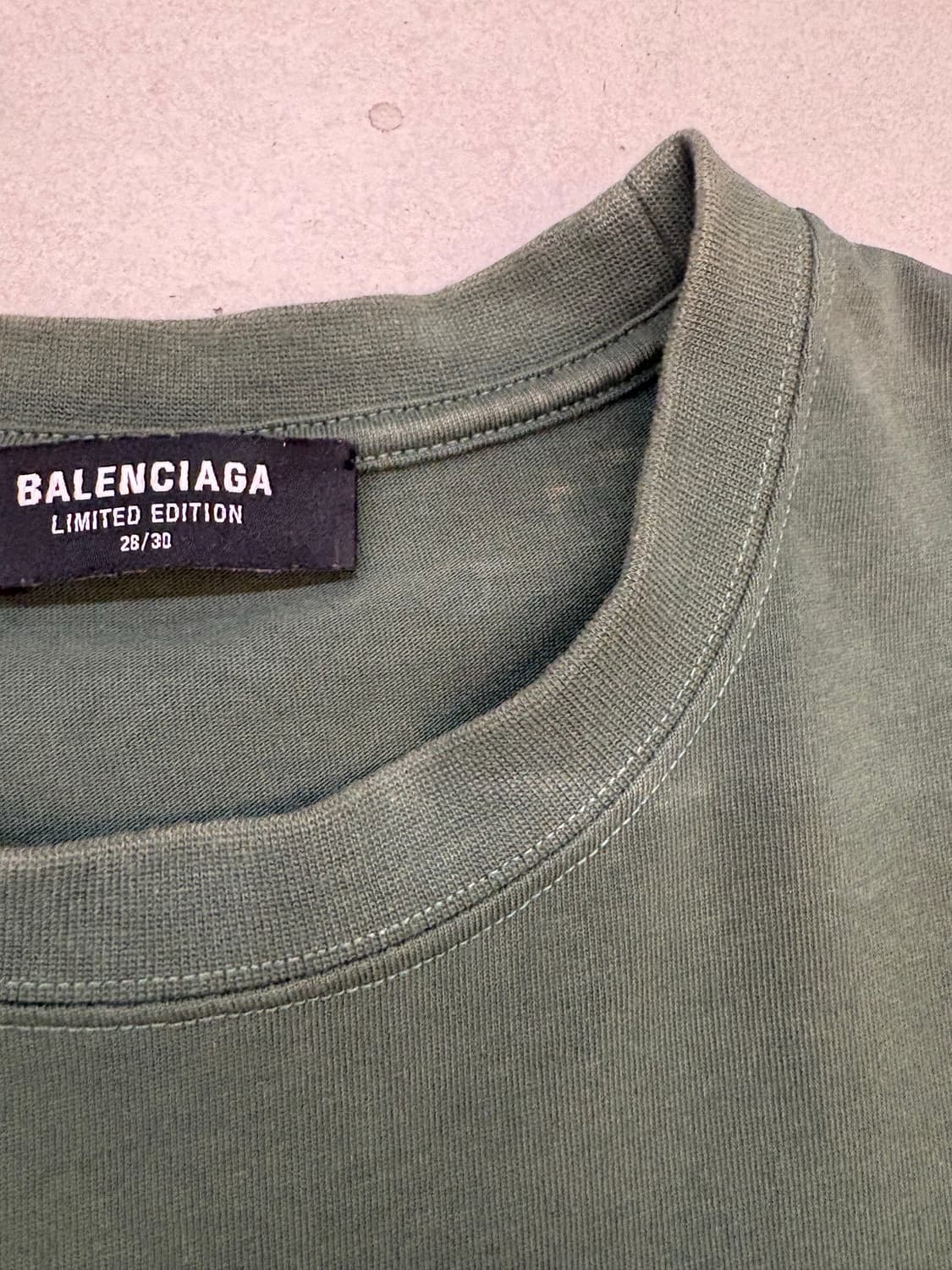 발렌시아가 리미티드 에디션 시티 캠페인 서울 상품이미지5