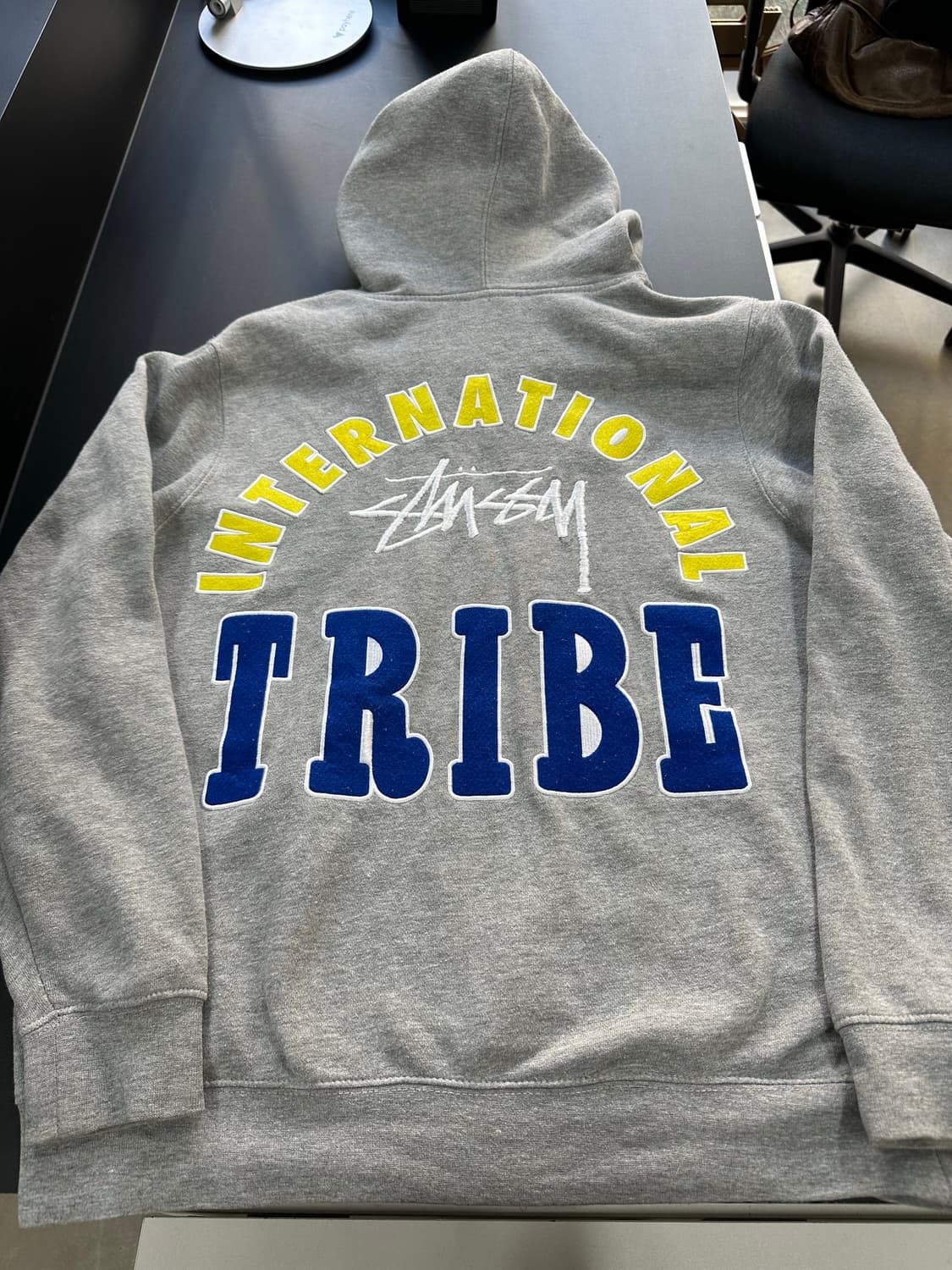 스투시 00s 트라이브 자수로고 후드티 상품이미지5