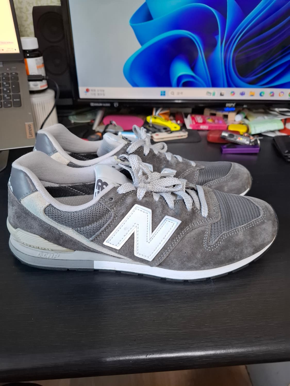 뉴발란스 cm996 회색 스니커즈 280mm 상품이미지3