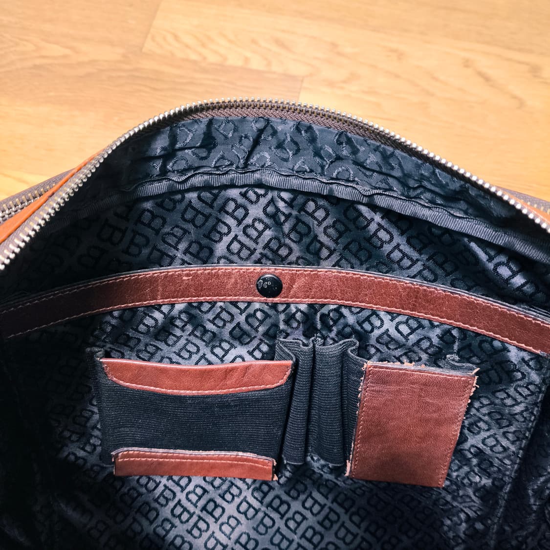 Vintage BALLY messenger bag 상품이미지8