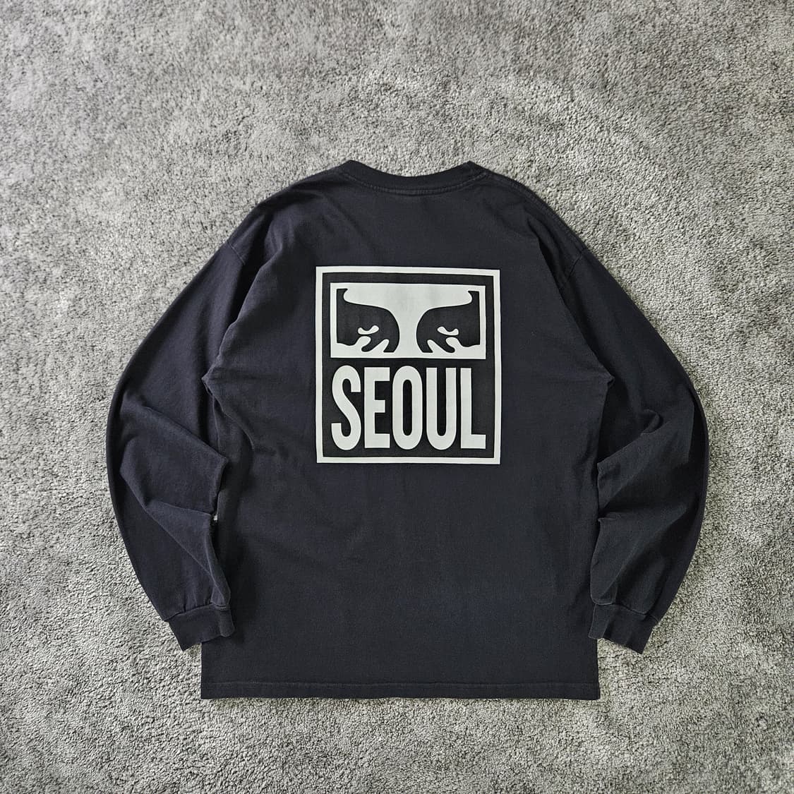 [무료배송] OBEY 서울 그래픽 긴팔 티셔츠 상품이미지1