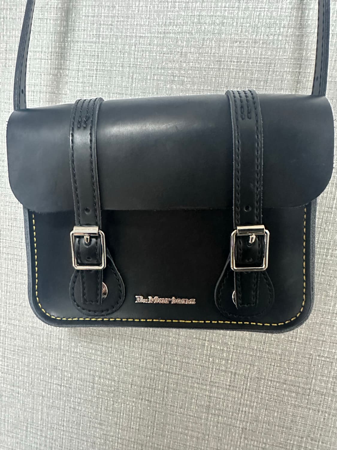 닥터마틴 11인치 사첼백 상품이미지5