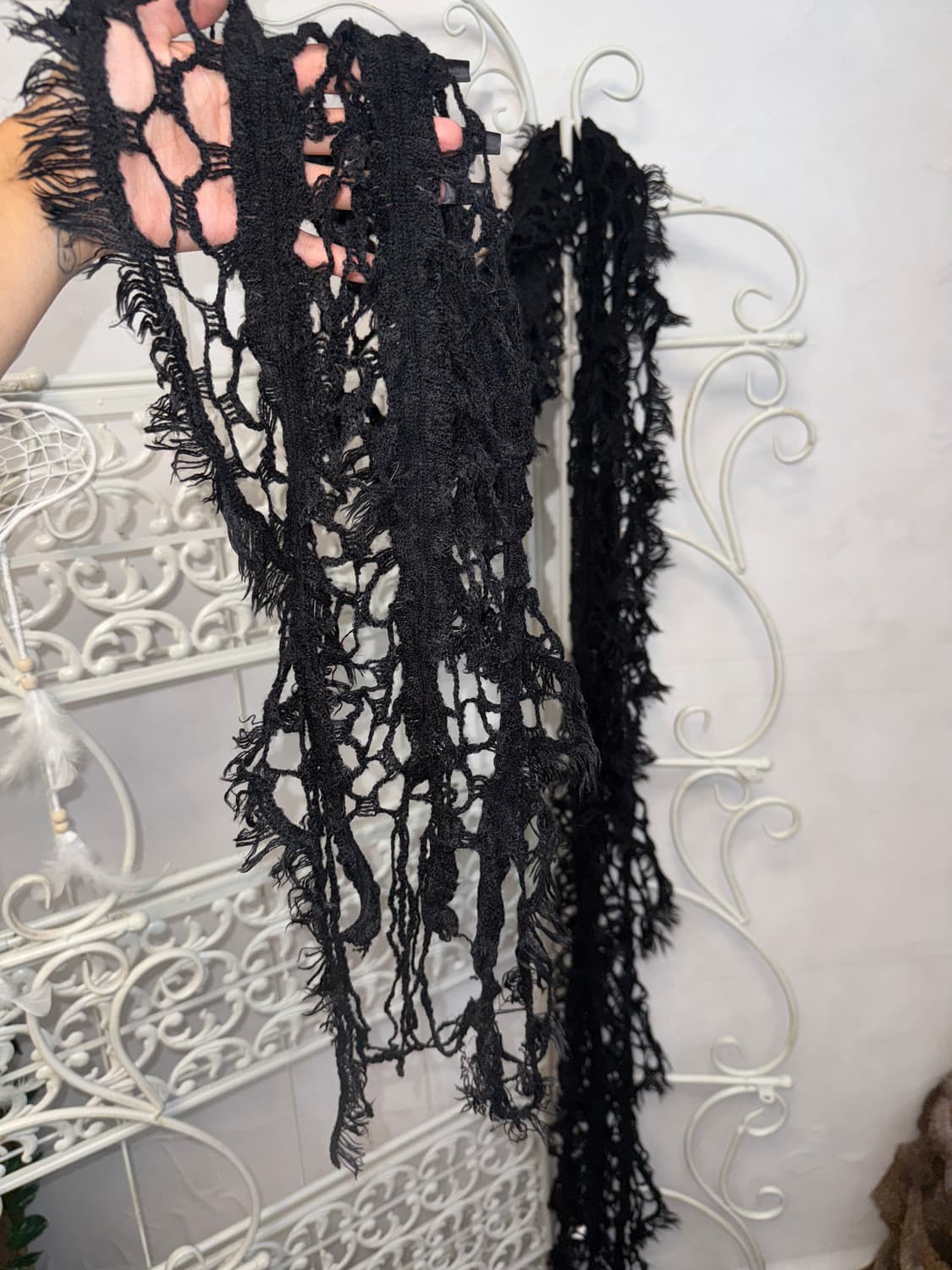 Black grunge net knit maxi muffler 상품이미지3