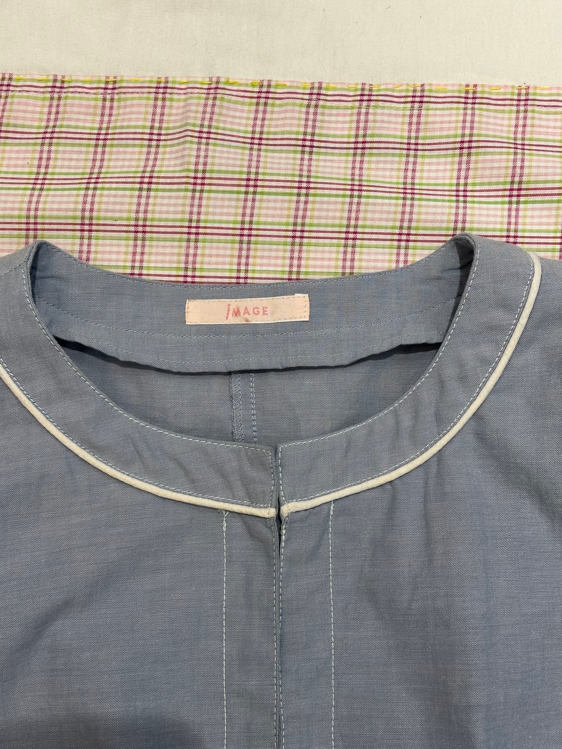 버튼 포켓 연청 블라우스  상품이미지9