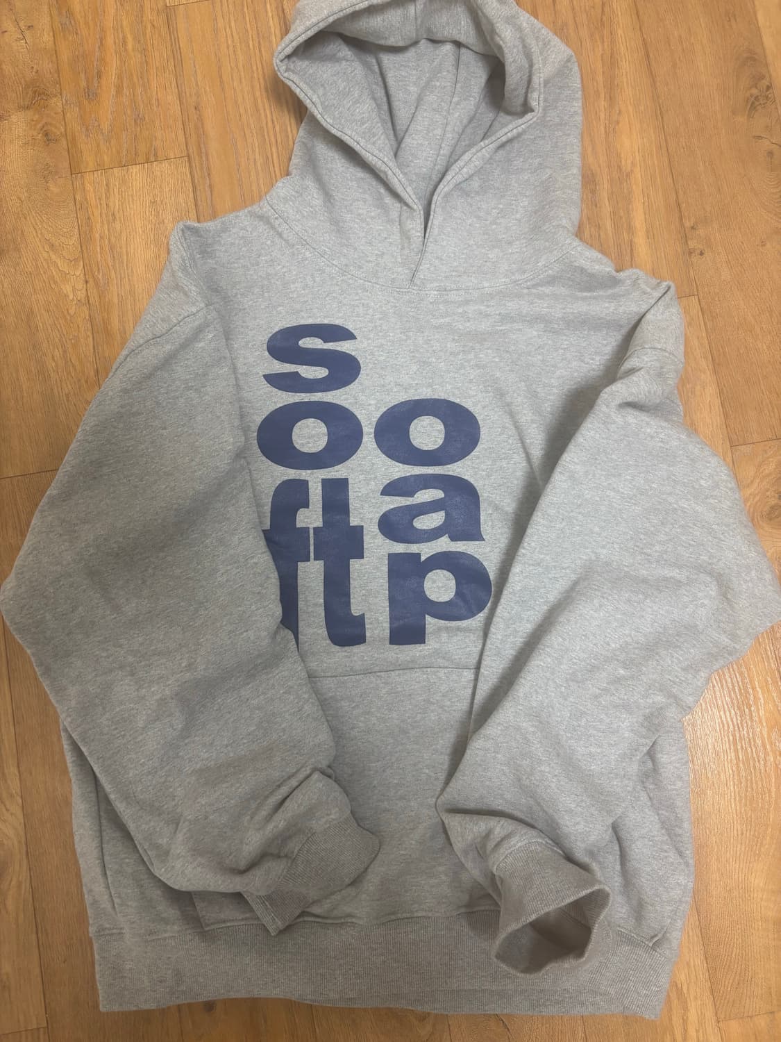 더콜디스트모먼트 후드티 상품이미지1