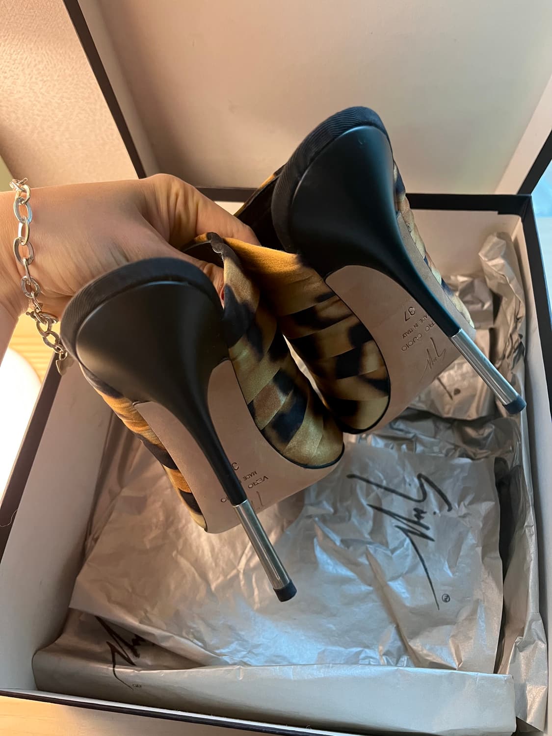 [Giuseppe Zanotti] 레오파드 뮬 하이힐 상품이미지6