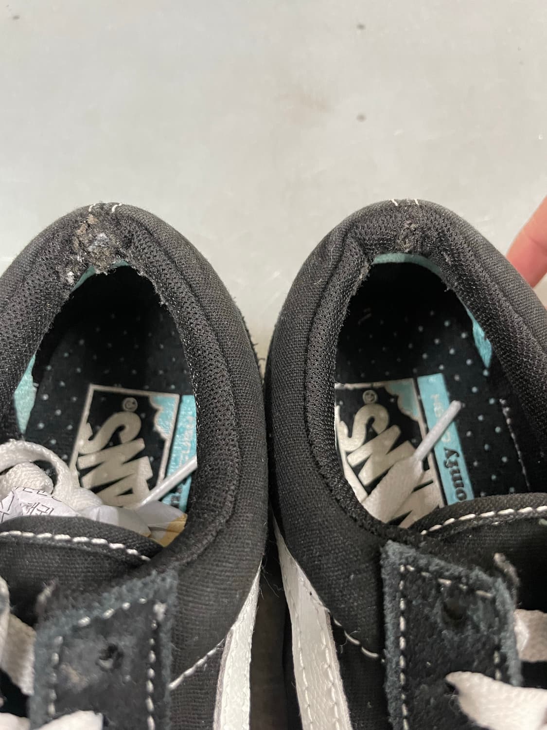 반스 컴피쿠시 올드스쿨 블랙 245 상품이미지9