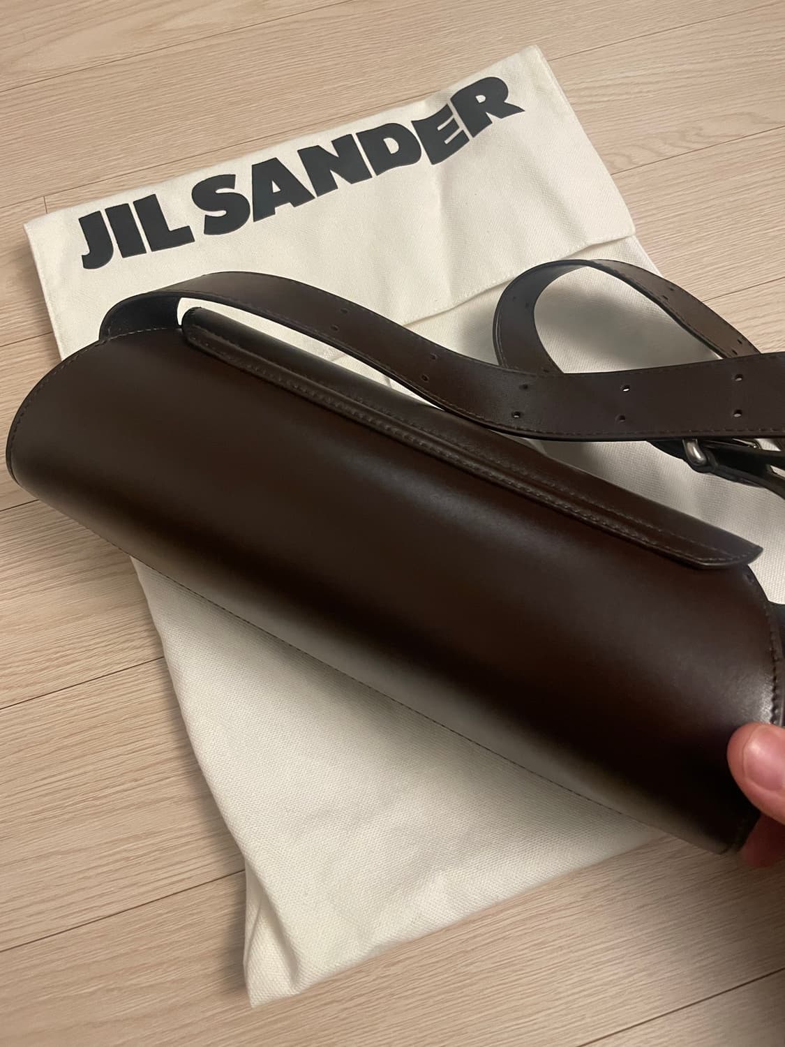 질샌더 미니 카놀로 스몰 에보니 컬러 상품이미지2