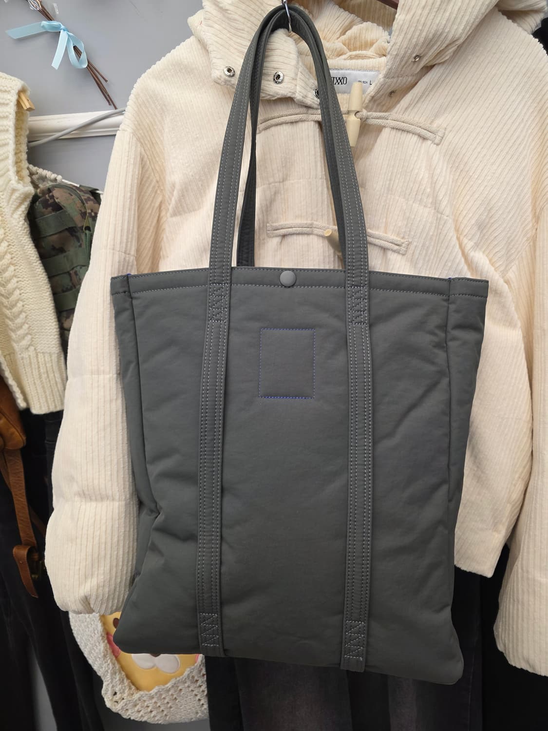 스위치 브리프 토트 스톤 그레이 상품이미지3