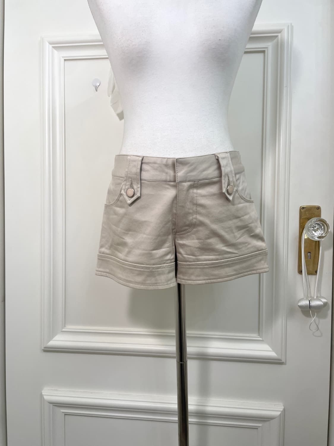 creambeige button point mini pants 상품이미지5