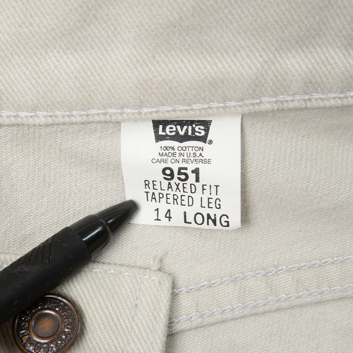 [31] 90s 리바이스 951 릴렉스드 핏 테이퍼드 레그 데님팬츠 크림 상품이미지9