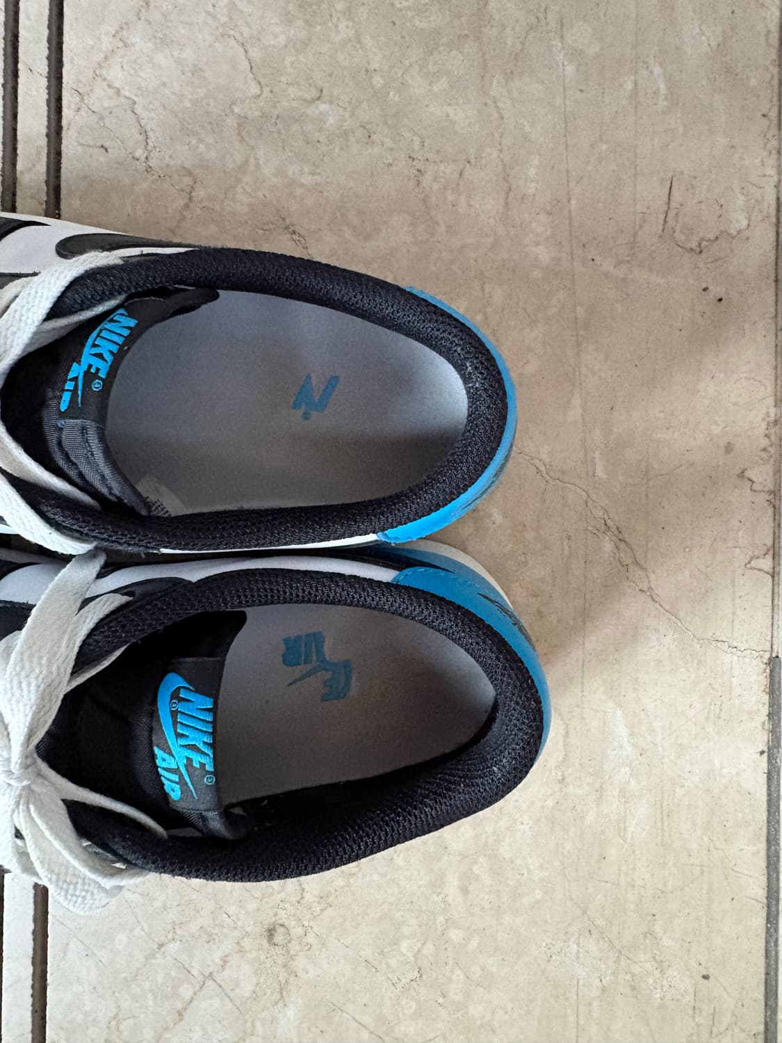 조던1 로우 파우더 블루(250) 상품이미지5