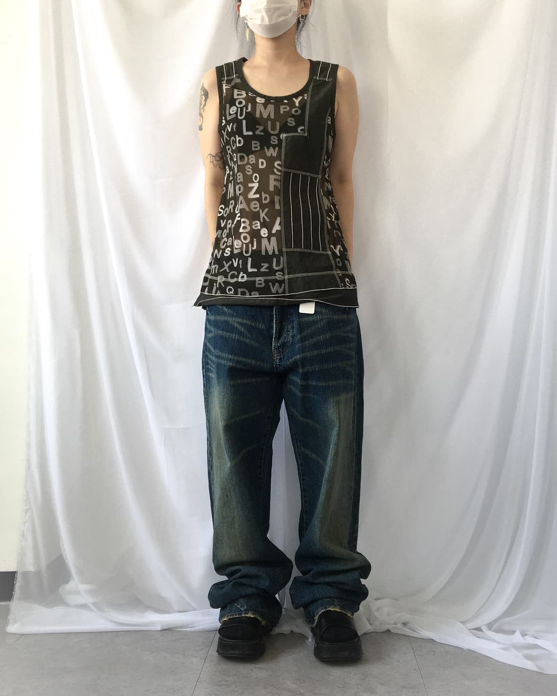 Lettering printing mesh sleeveless 상품이미지5