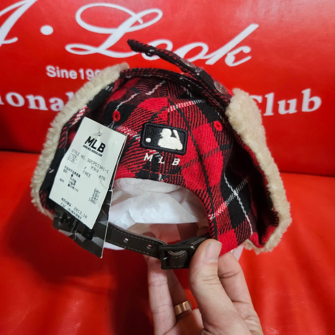 (새상품)엠엘비(MLB) Y2K 타탄체크 트루퍼 볼캡  상품이미지4