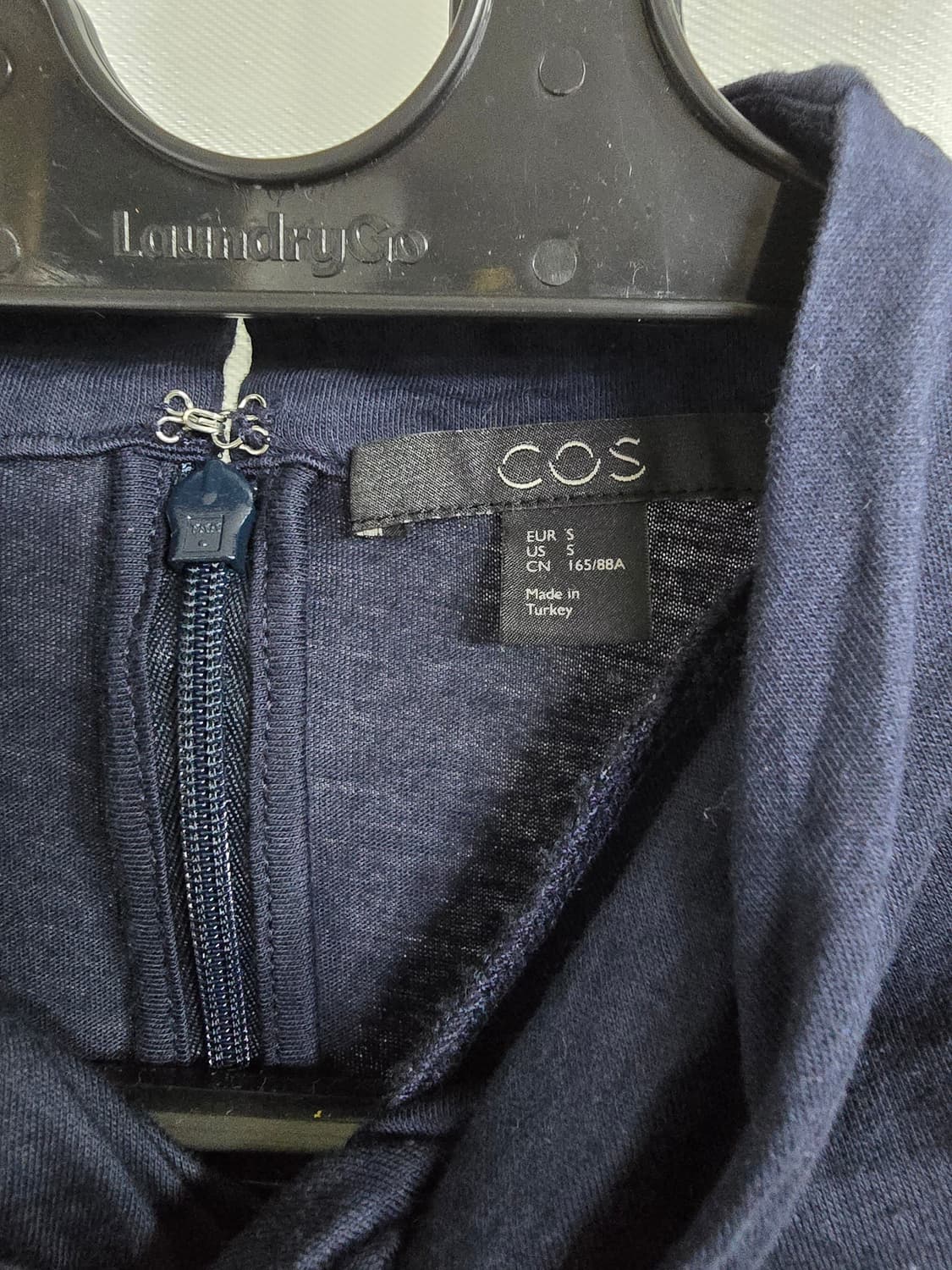 COS 네이비 매듭 블라우스 탑 (1742) 상품이미지3