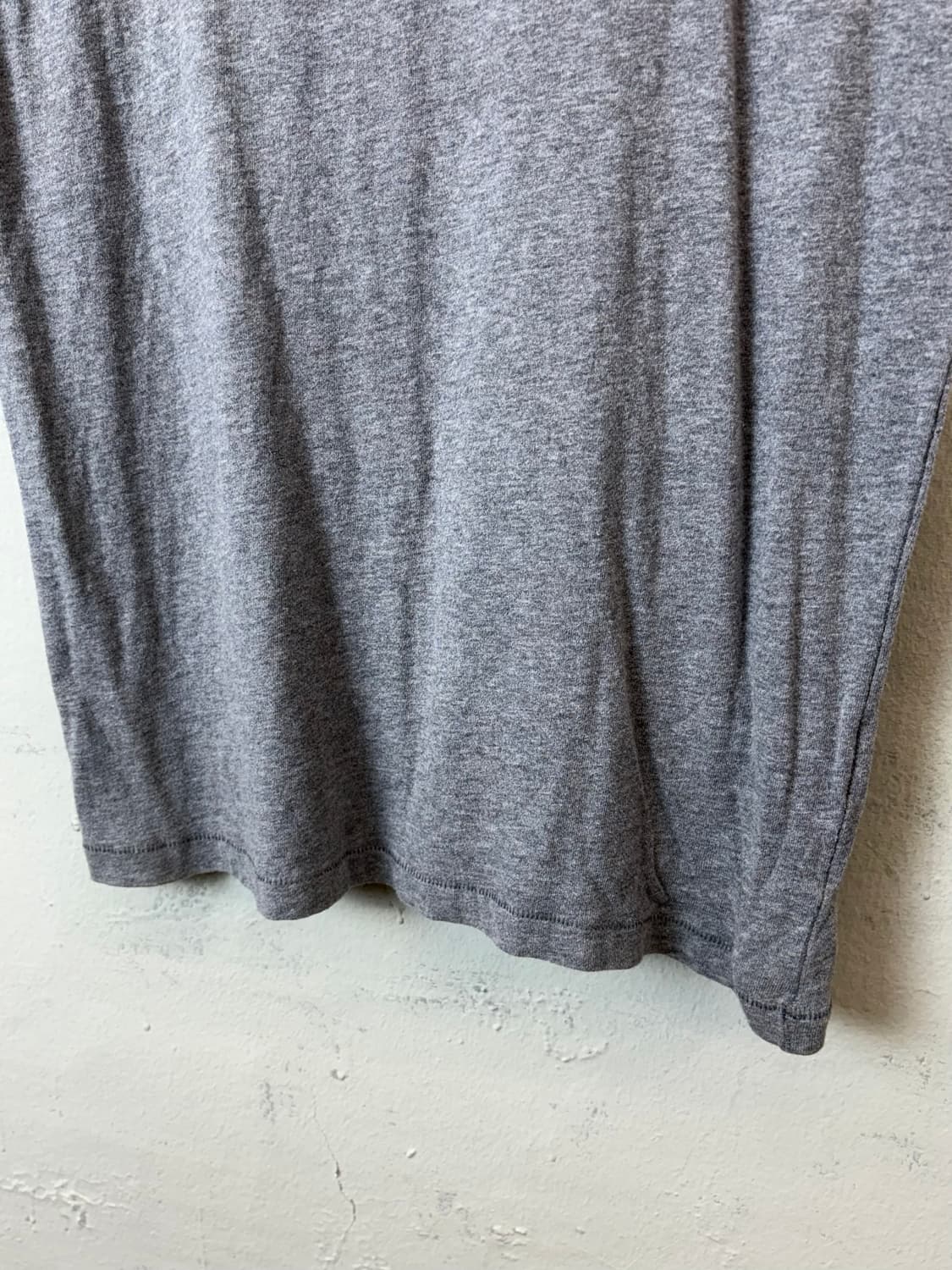 아베크롬비 머슬핏 그레이 반팔티 상품이미지3