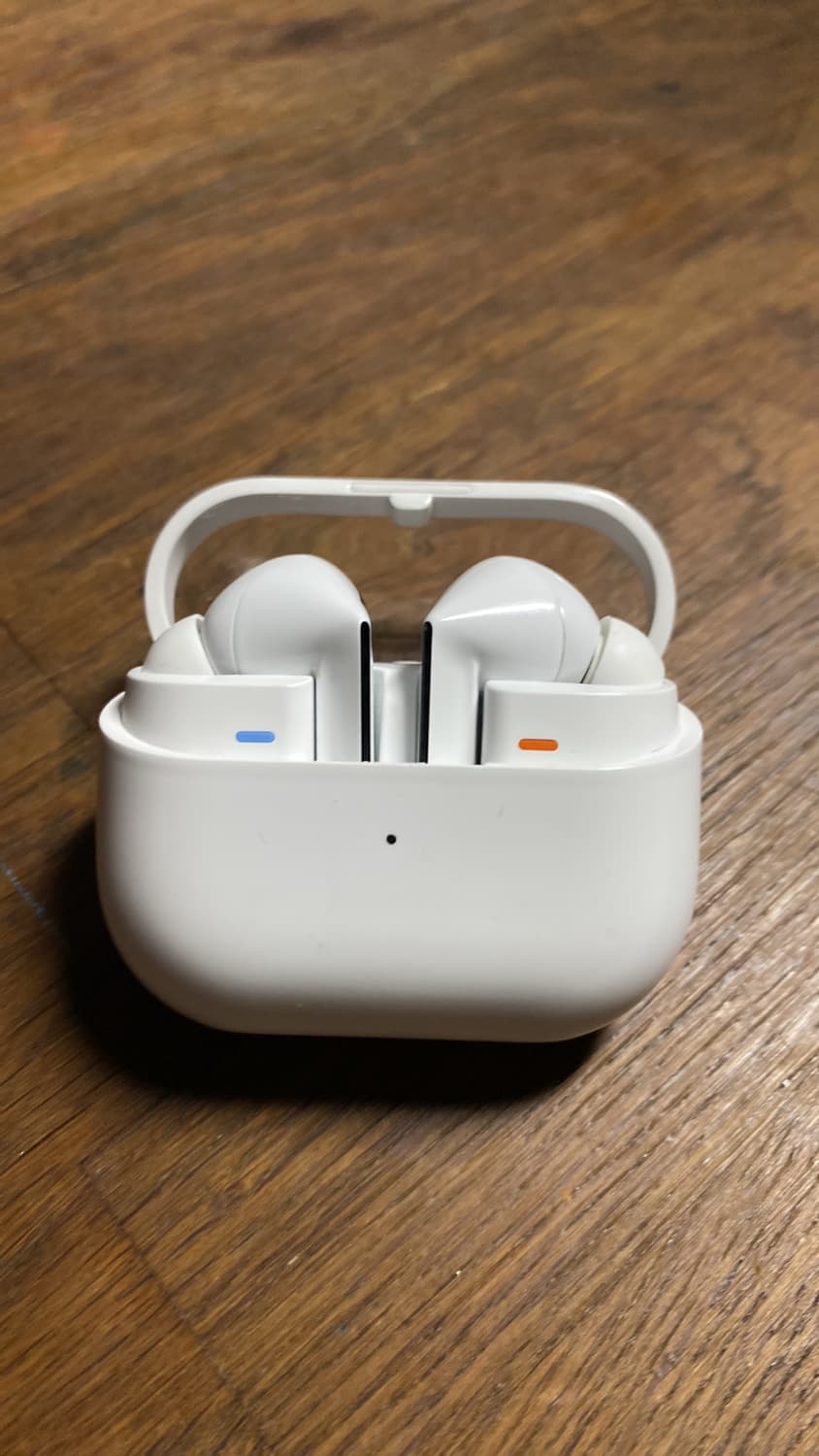 버즈3프로 상품이미지1