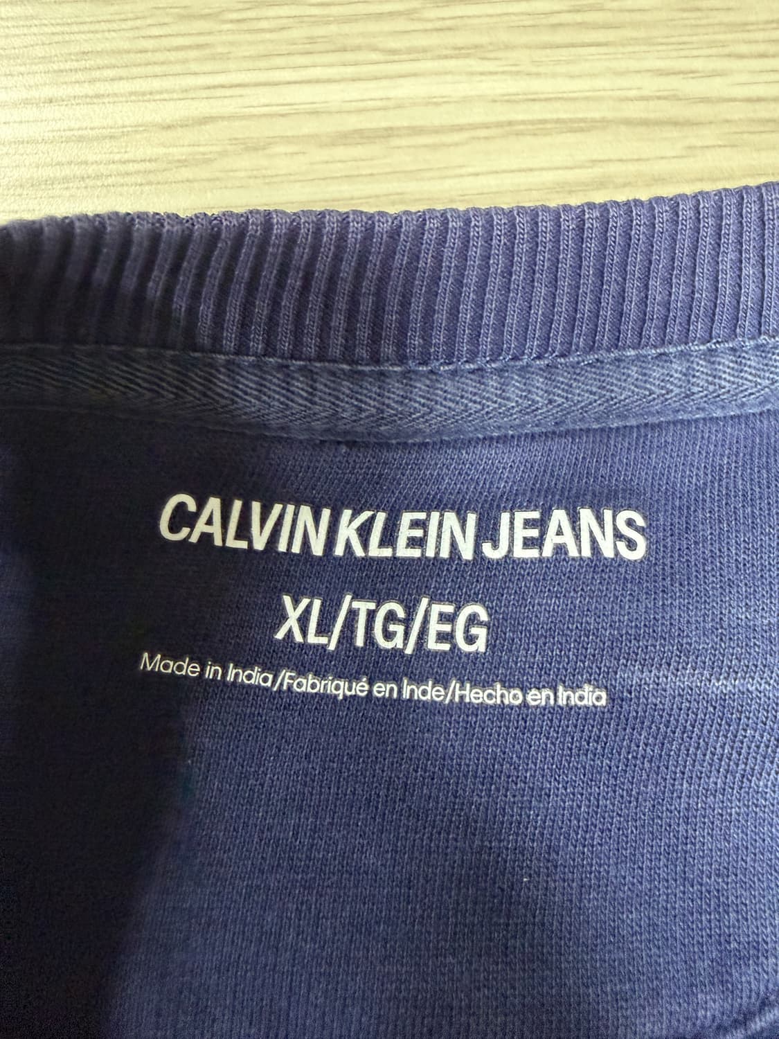 켈빈클라인 네이비 맨투맨 XL 상품이미지3