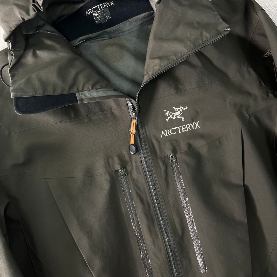 100 아크테릭스 구형 알파 SV 카키 바람막이 자켓 상품이미지2