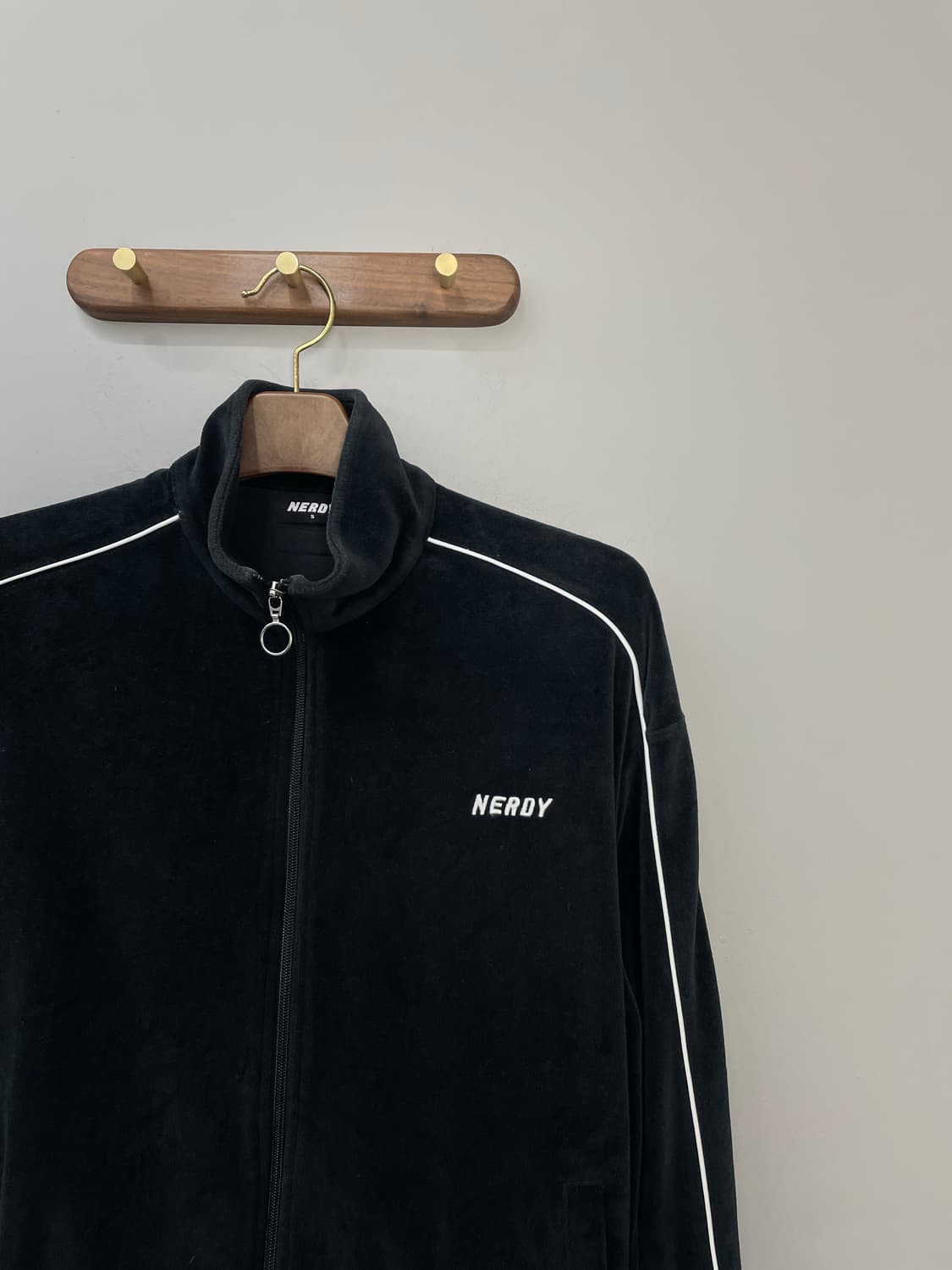 널디 블랙 벨벳 트랙탑 져지 H941 상품이미지3