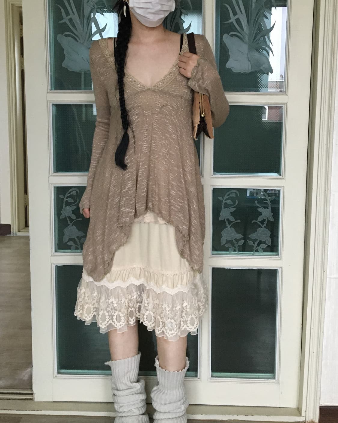 Lace trimming unbalanced knit 상품이미지1